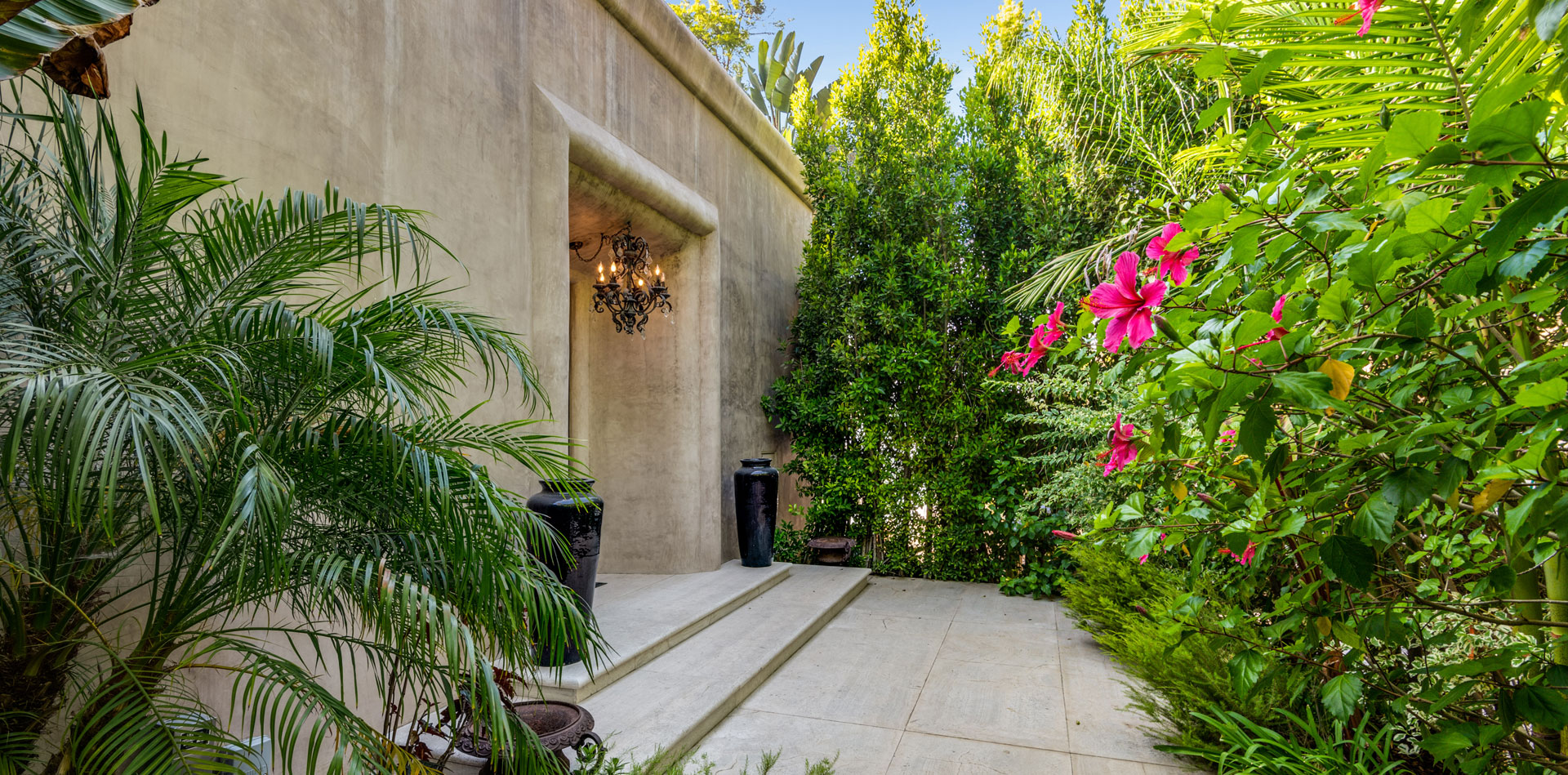 9446 Beverly Crest Drive - $3,995,000